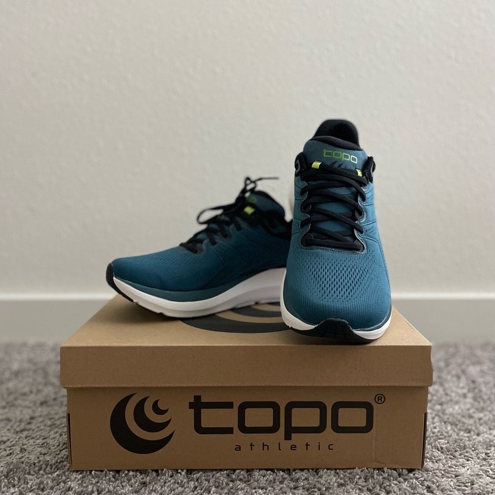 Topo Athletic Men's Phantom 2 Running Shoes